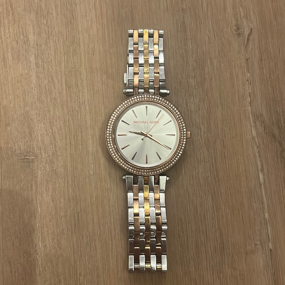Michael Kors Watch 💛